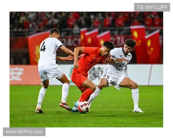中国U19足球比赛：年轻球员展现未来潜力与激情